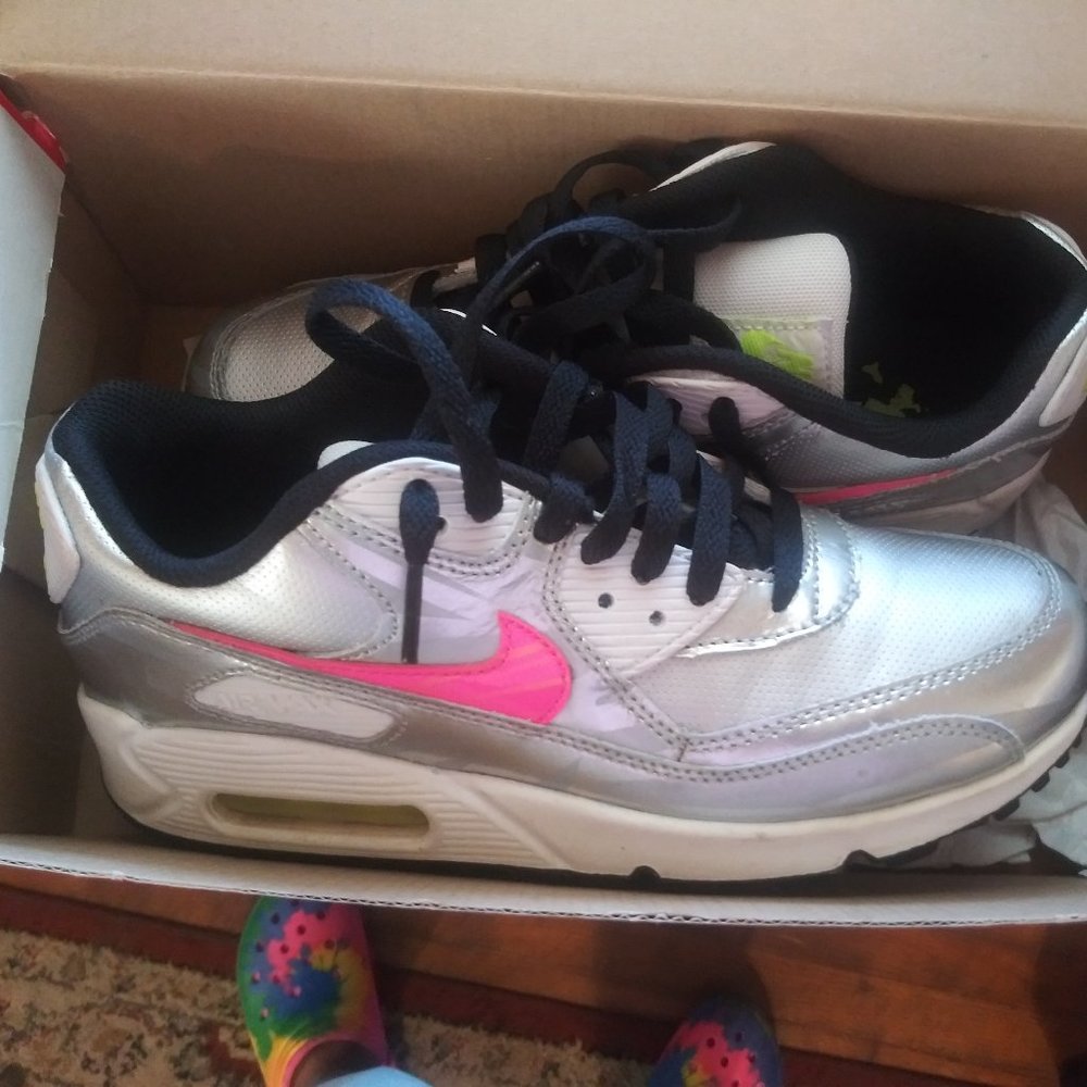 Nike Air Max 90 Grade School Girls 5.5Y
